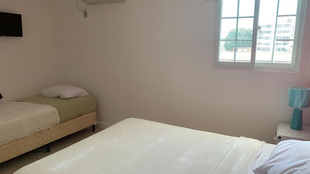 Hostal Familiar Carmencita Panamá Esterno foto